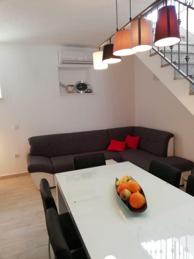 Apartment Porat Trogir Bagian luar foto