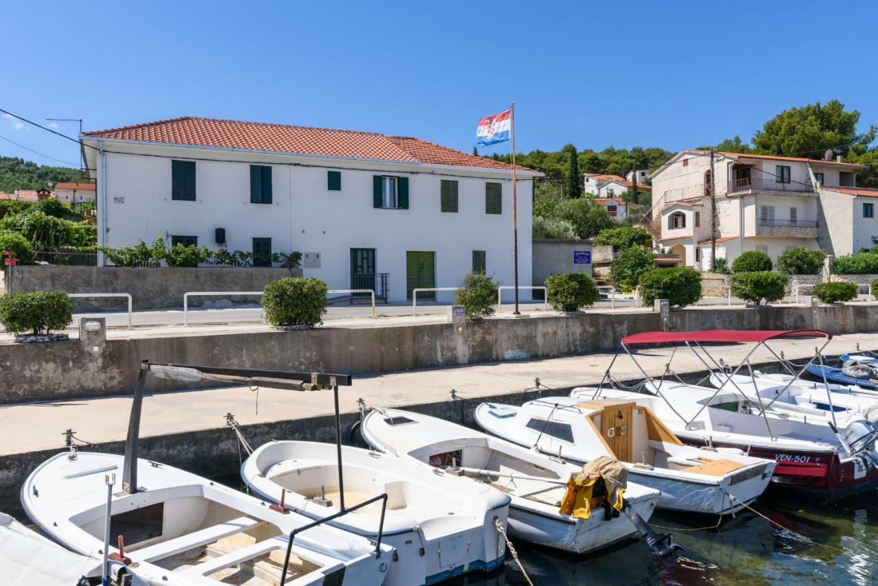 Apartment Porat Trogir Bagian luar foto