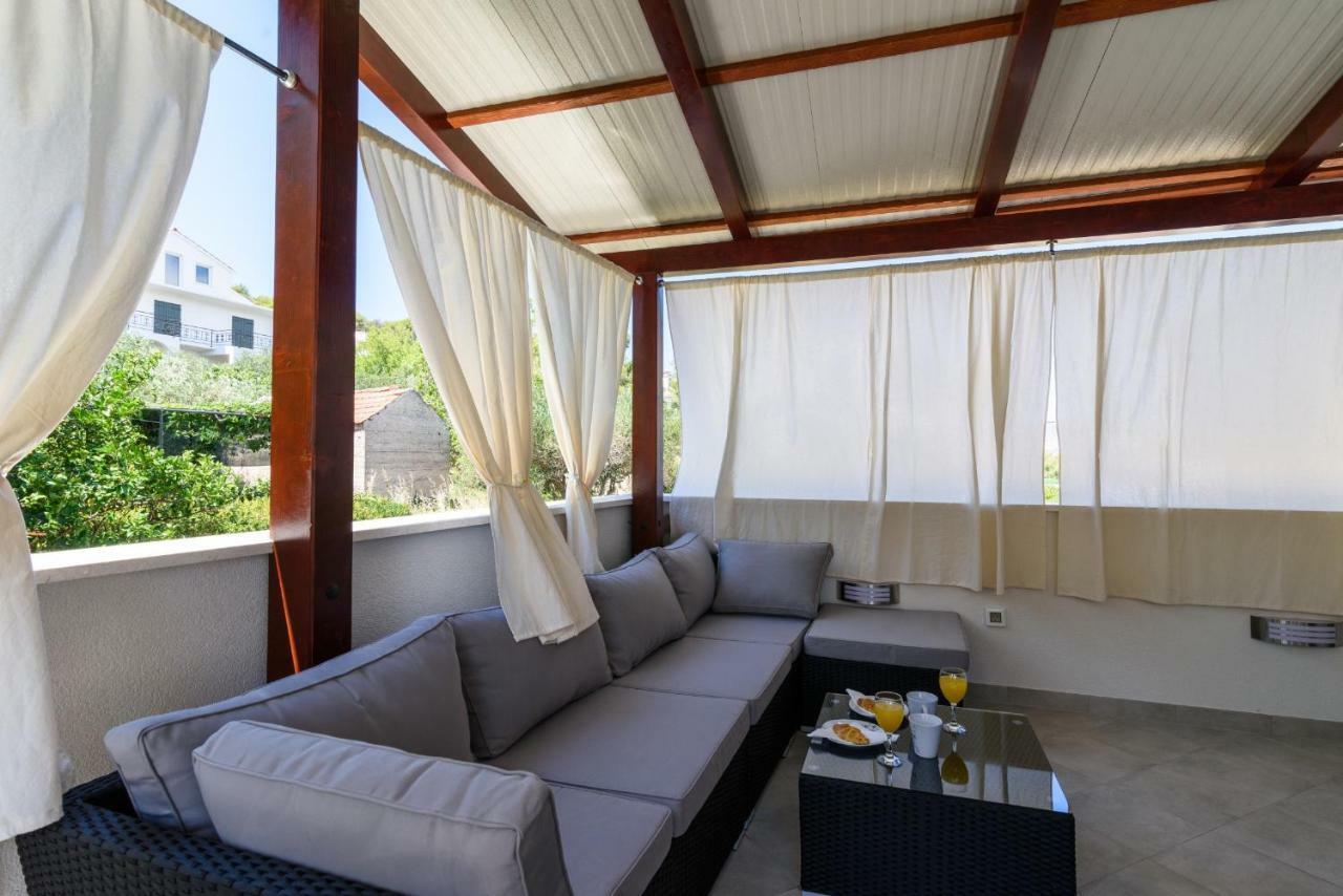 Apartment Porat Trogir Bagian luar foto