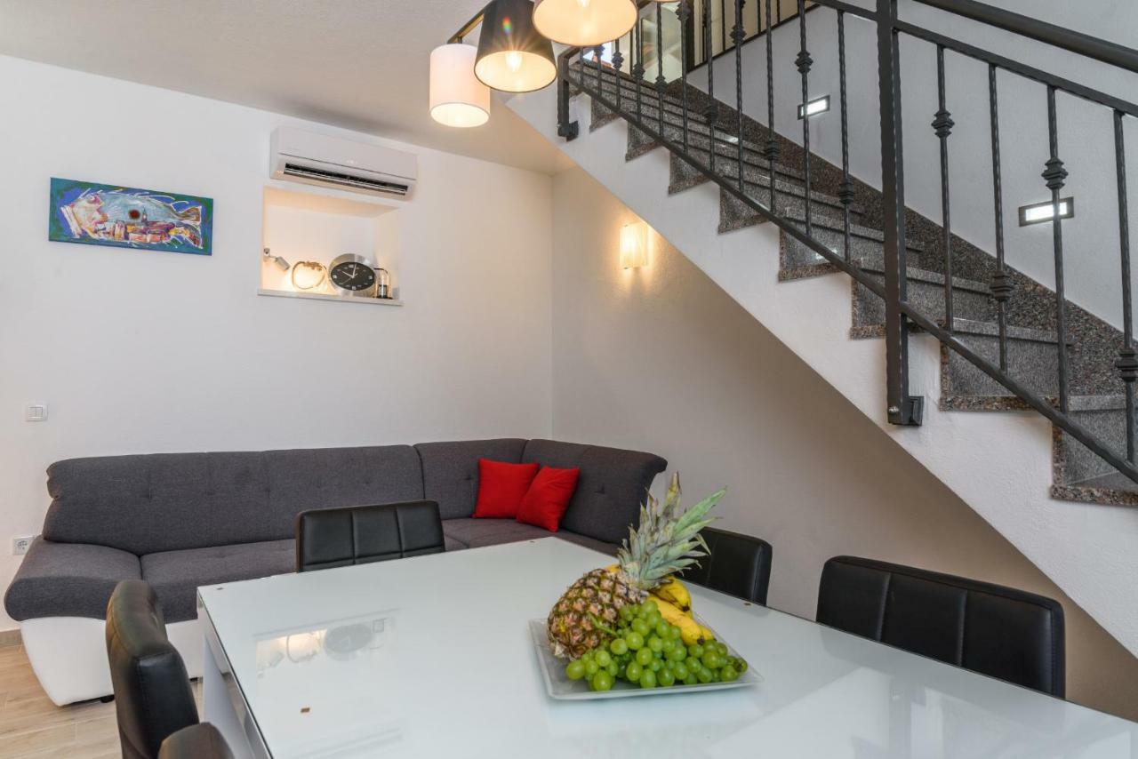 Apartment Porat Trogir Bagian luar foto